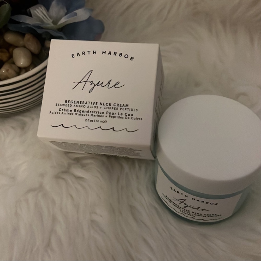 Earth Harbor Azure